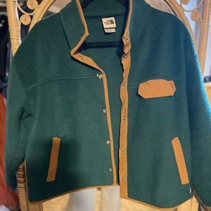 NORTH FACE CUTE SNAP JACKET